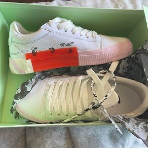 OFF-WHITE VULCANIZED SNEAKERS